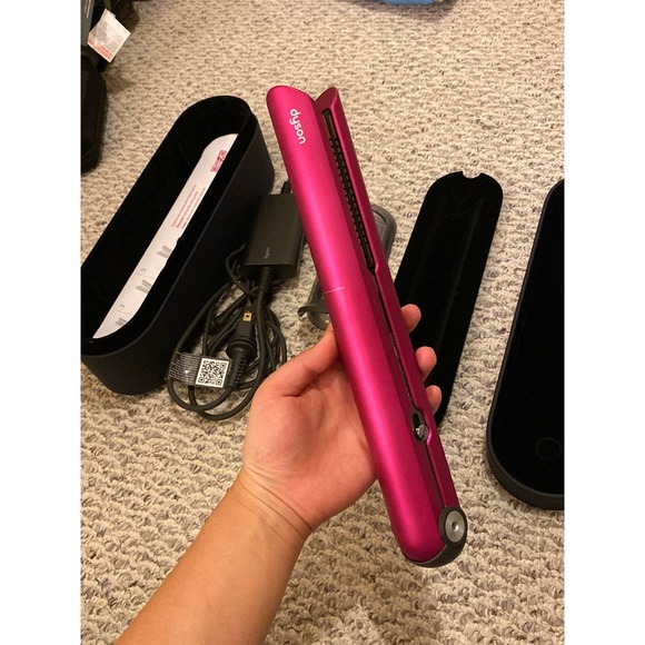 【SOLD】Dyson Corrale Hair Straightener Fushia pink with storage box - Picture 4 of 12